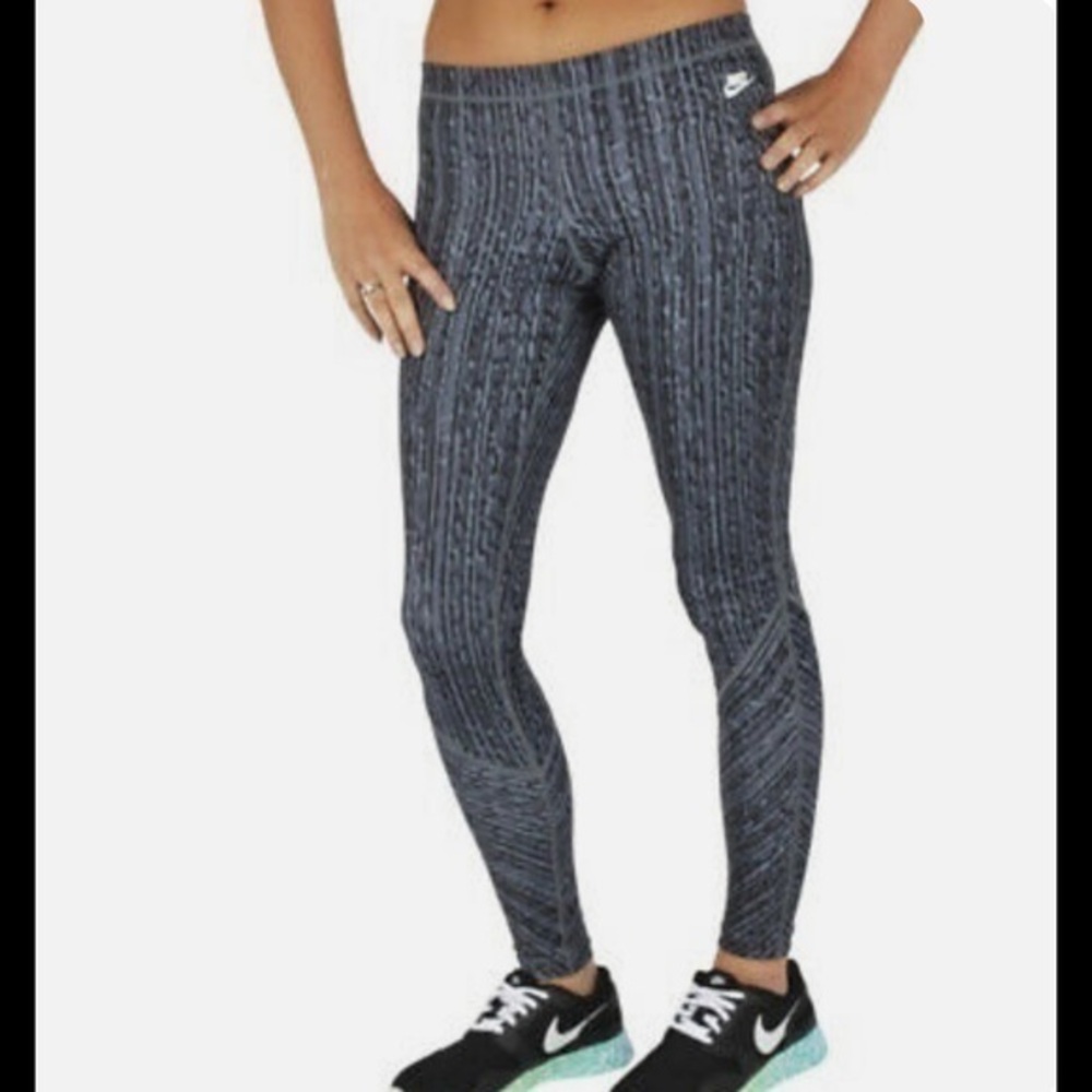 Nike Womens Sunset Printed Leggings Spell Out Swoosh